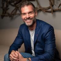 Billy Campbell - Branch Manager